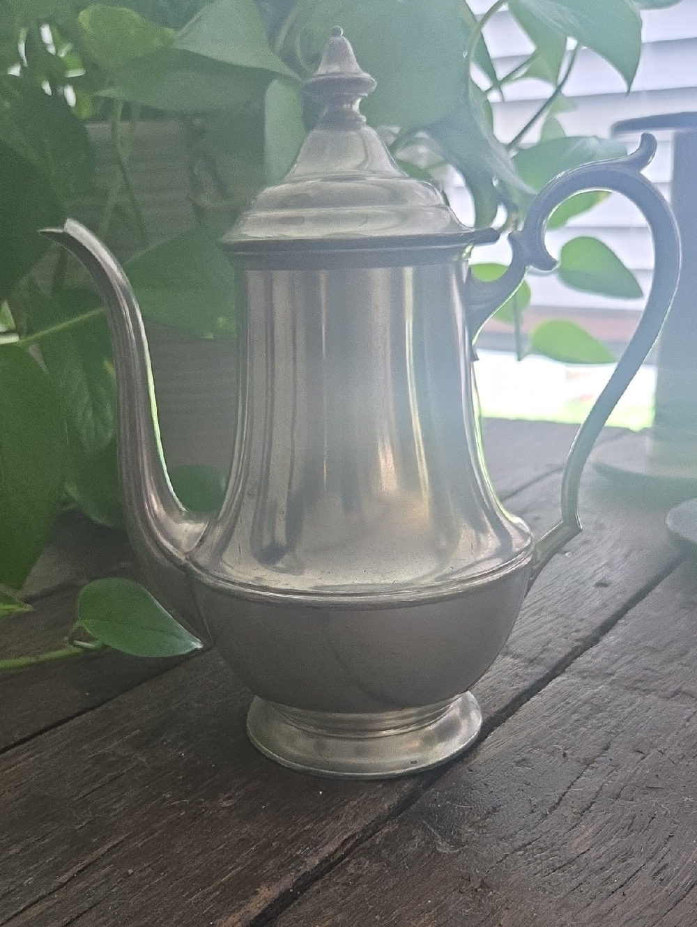 Vintage Brewster Pewter Numbered Teapot – Elegant Home Dining Accent